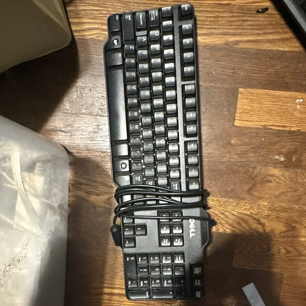 Dell L100 Wired USB Multimedia Keyboard, Enhanced Function Keys, Black